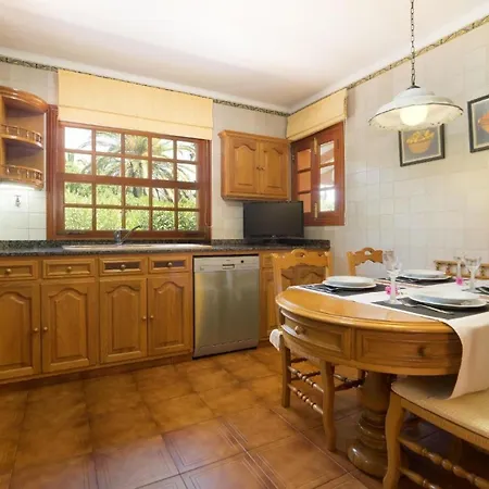 Holiday home Schoenes Haus Mit Pool Direkt Am Costa De Los Pinos