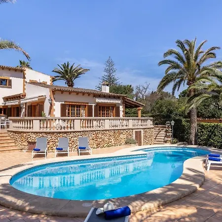 Schoenes Haus Mit Pool Direkt Am Holiday home